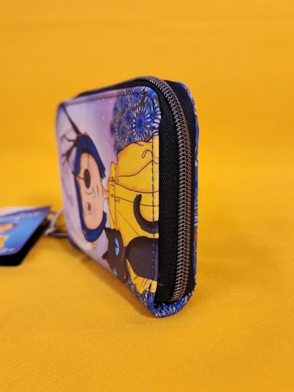 Loungefly Coraline Button Eye Flower the Cat Halloween Zip Around Wallet NEW